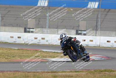 media/Nov-26-2022-Fastrack Riders (Sat) [[b001e85eef]]/Level 3/Session 3 Outside Turn 9/